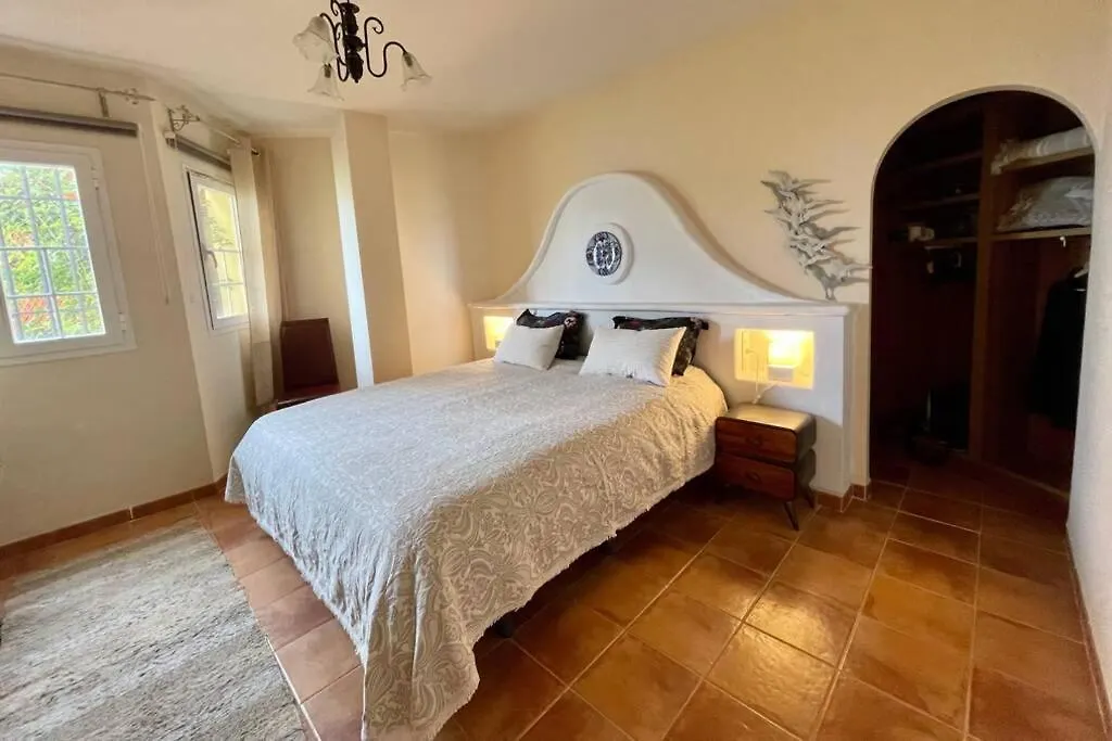 Beautiful House With Splendid Sea Views, Calaiza Beach Villa La Herradura  La Herradura (Granada)